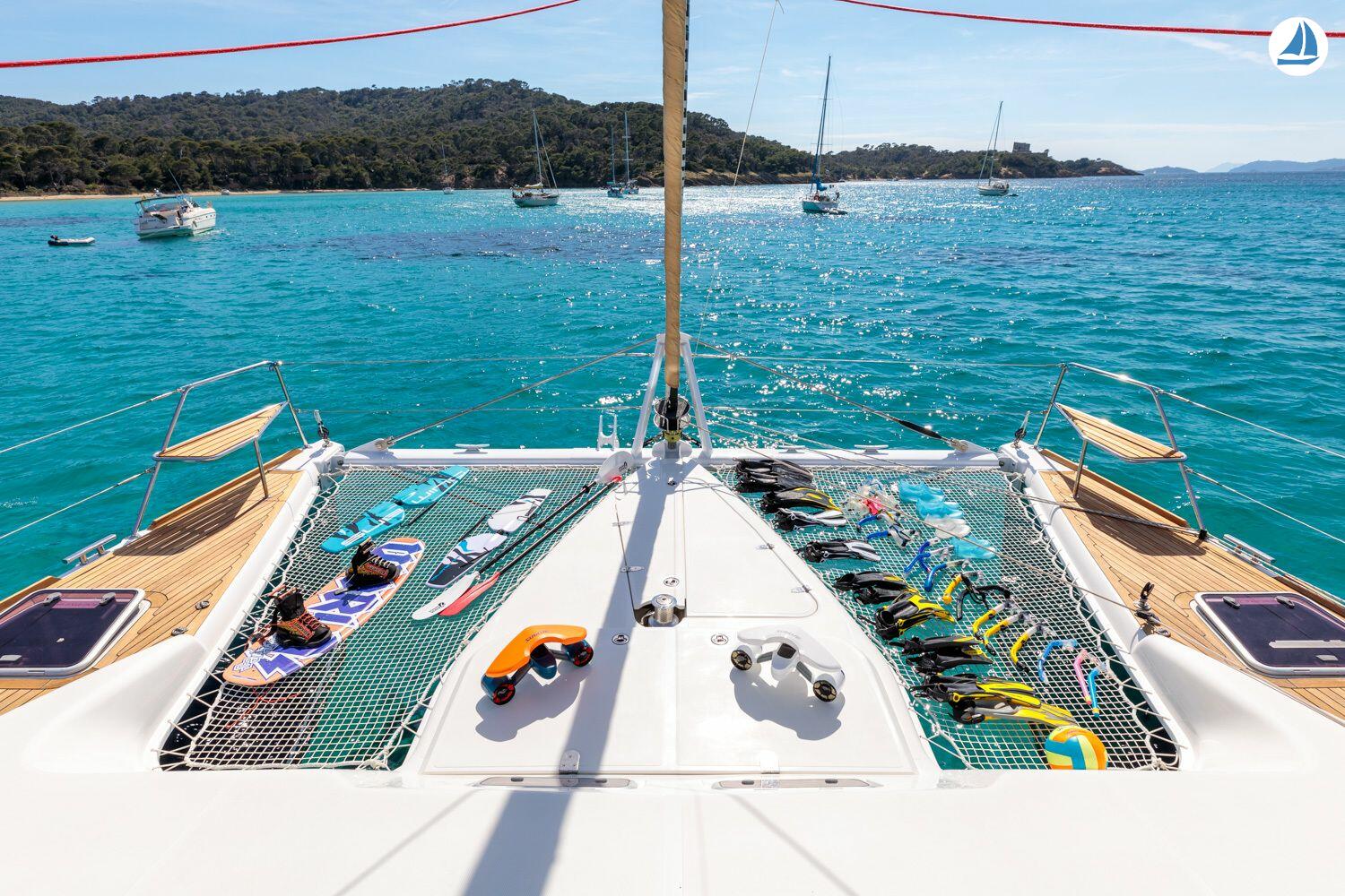 foto Discovery Yachts DIXON 50 5