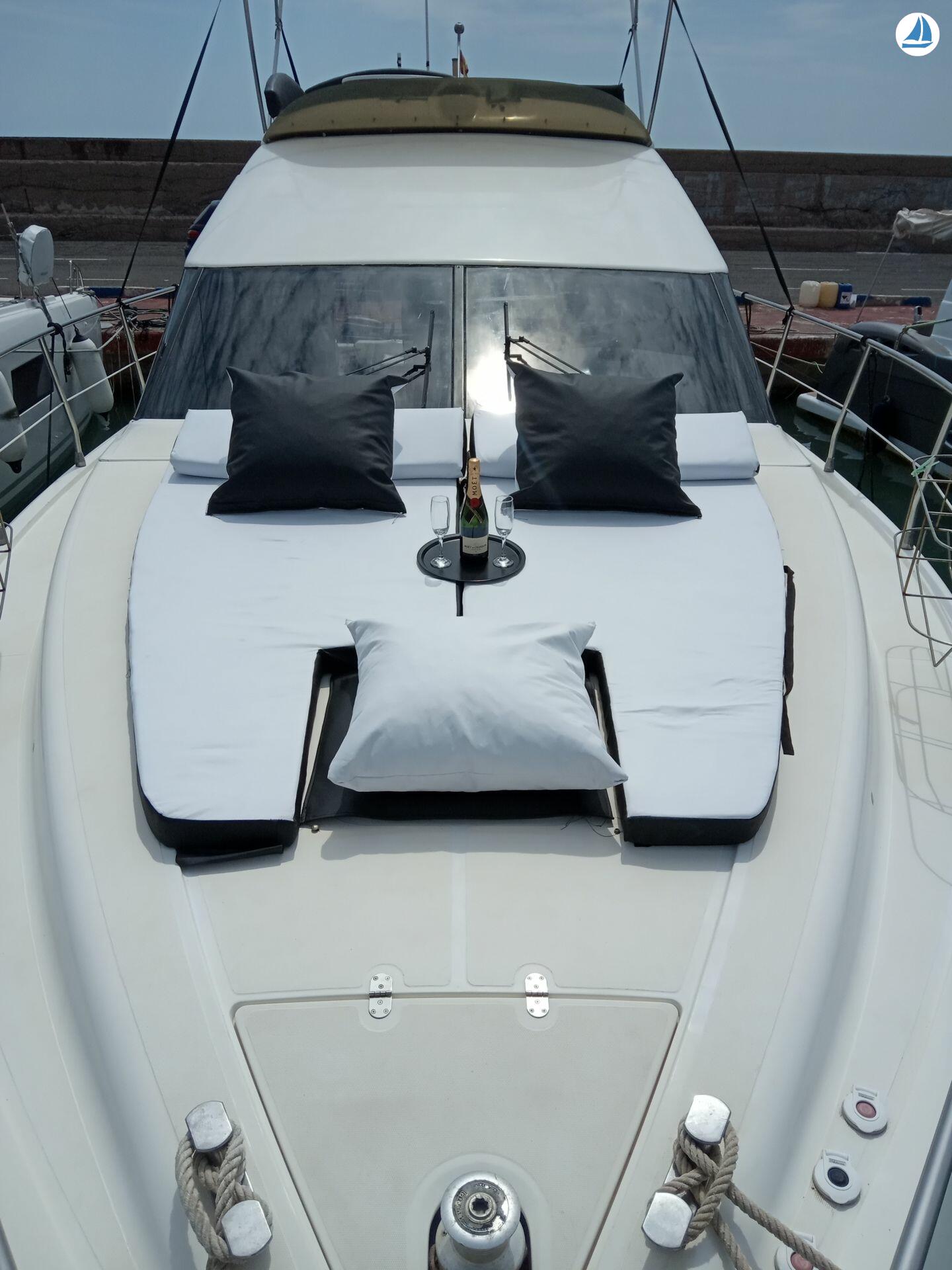 foto Azimut 40 8