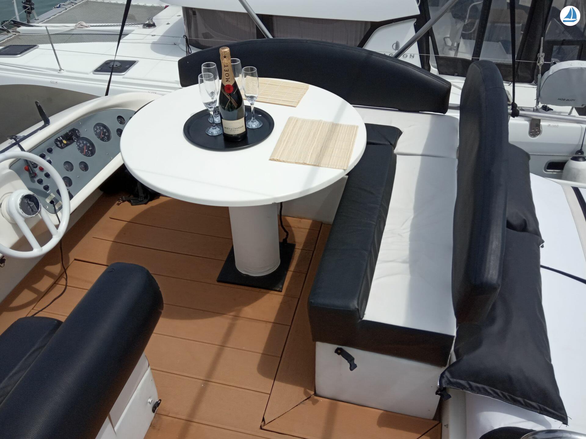 foto Azimut 40 10