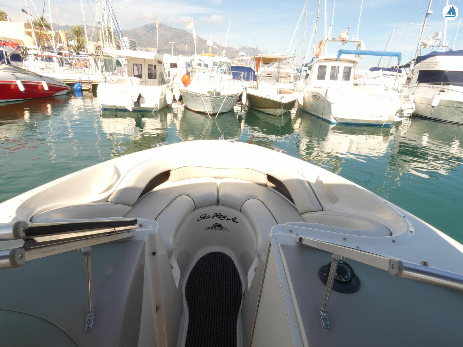 foto Sea Ray 220 select 9