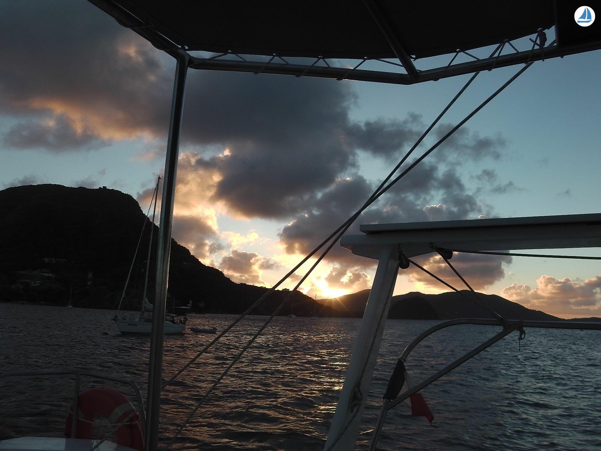 foto Tropic NIOMINKA 52 23