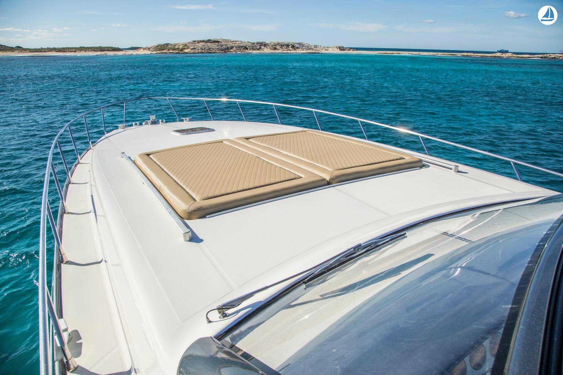 foto Alfamarine 60 8