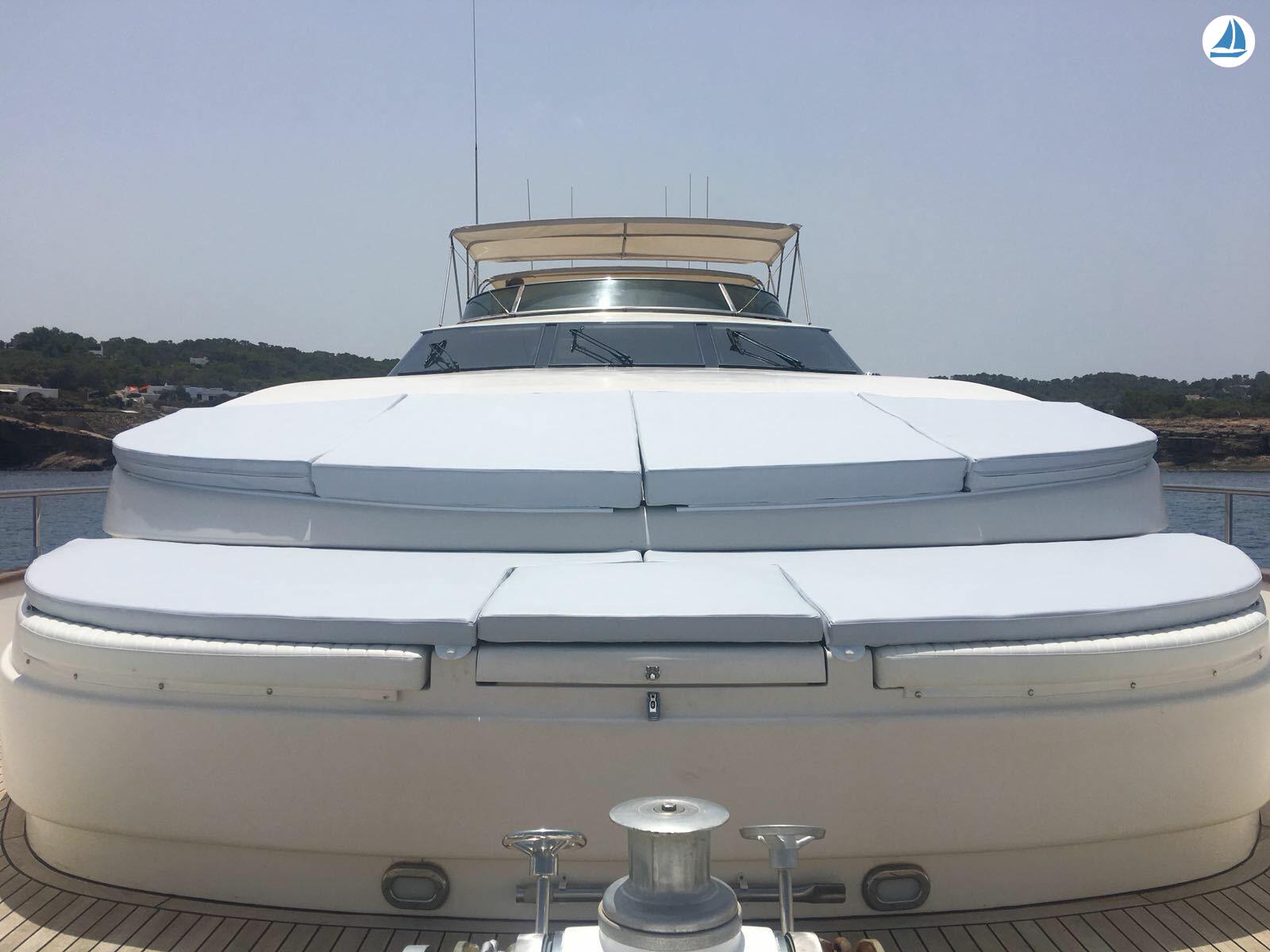 foto Astondoa 90 2