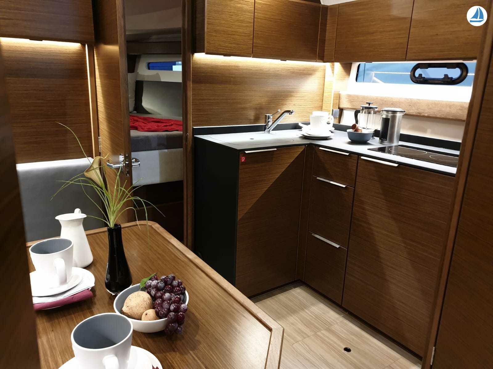 foto Bavaria Yachts S36 7