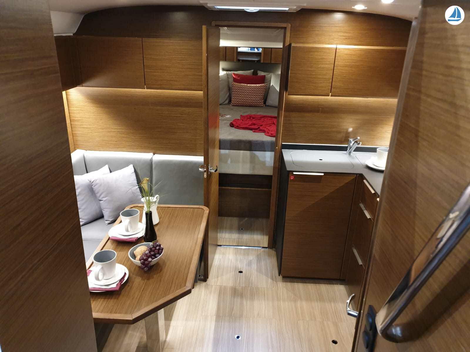 foto Bavaria Yachts S36 8