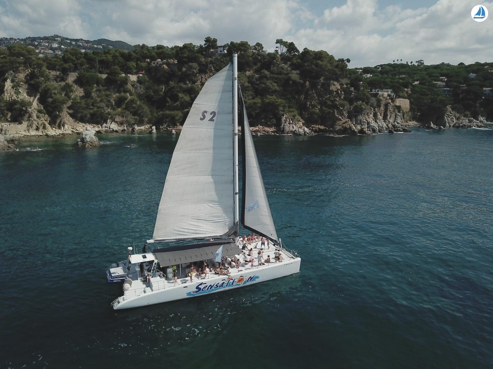 foto Supercatamaran 120 2