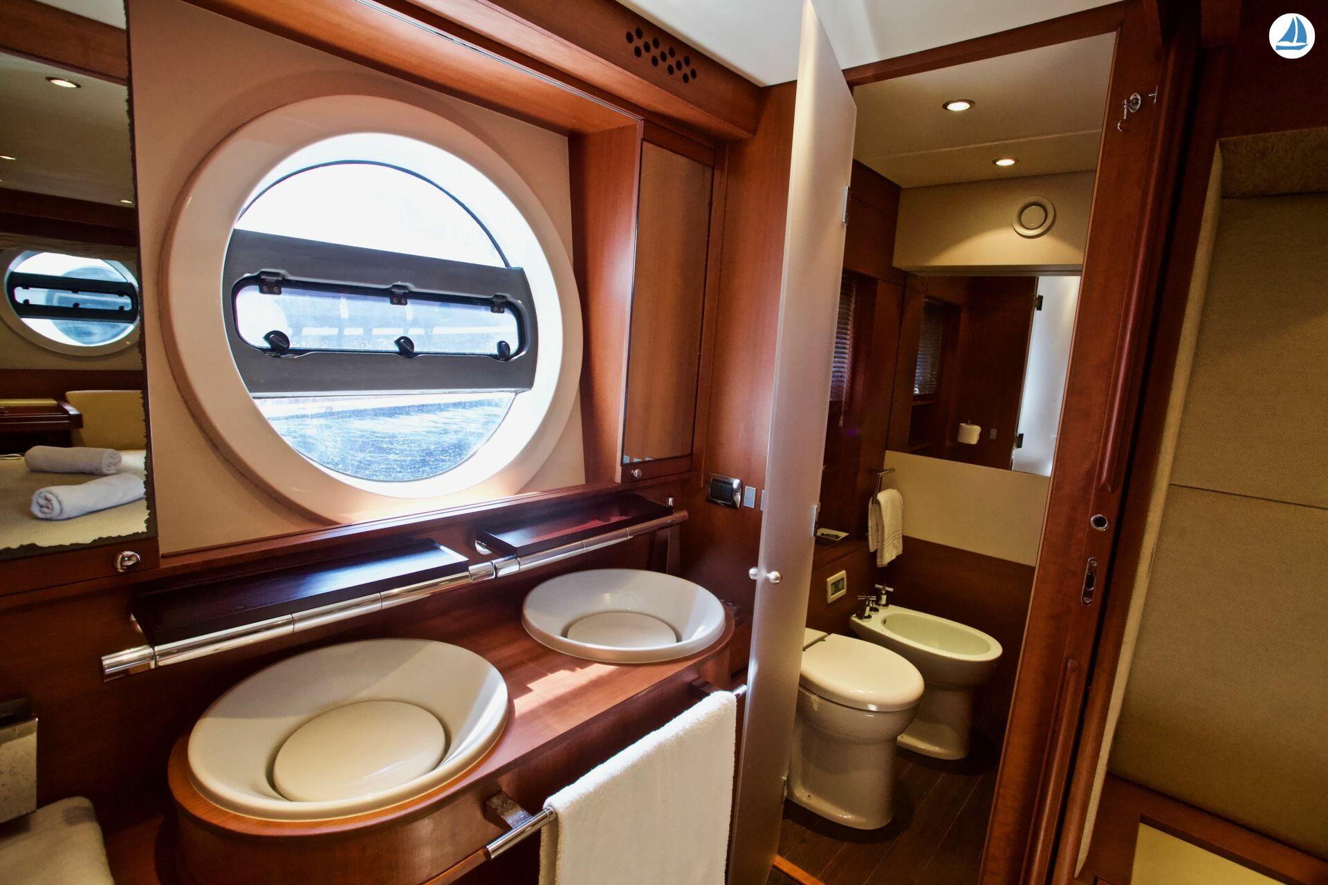 foto Aicon 75 Fly Lutetia 47