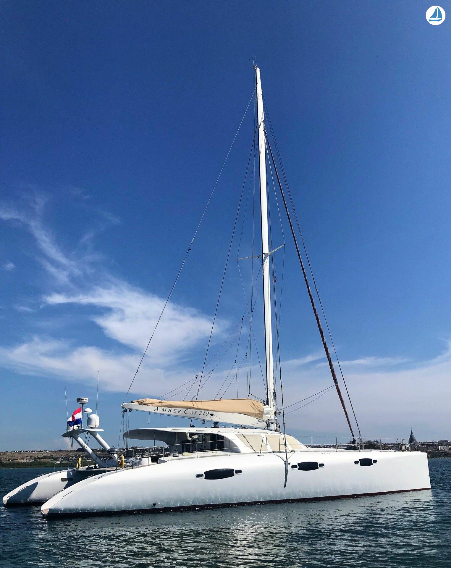 foto Enmar Ambercat 210 3