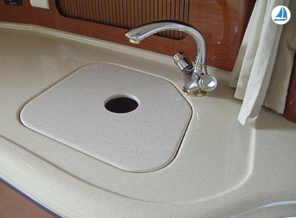 foto Sea Ray Sundancer 355 15