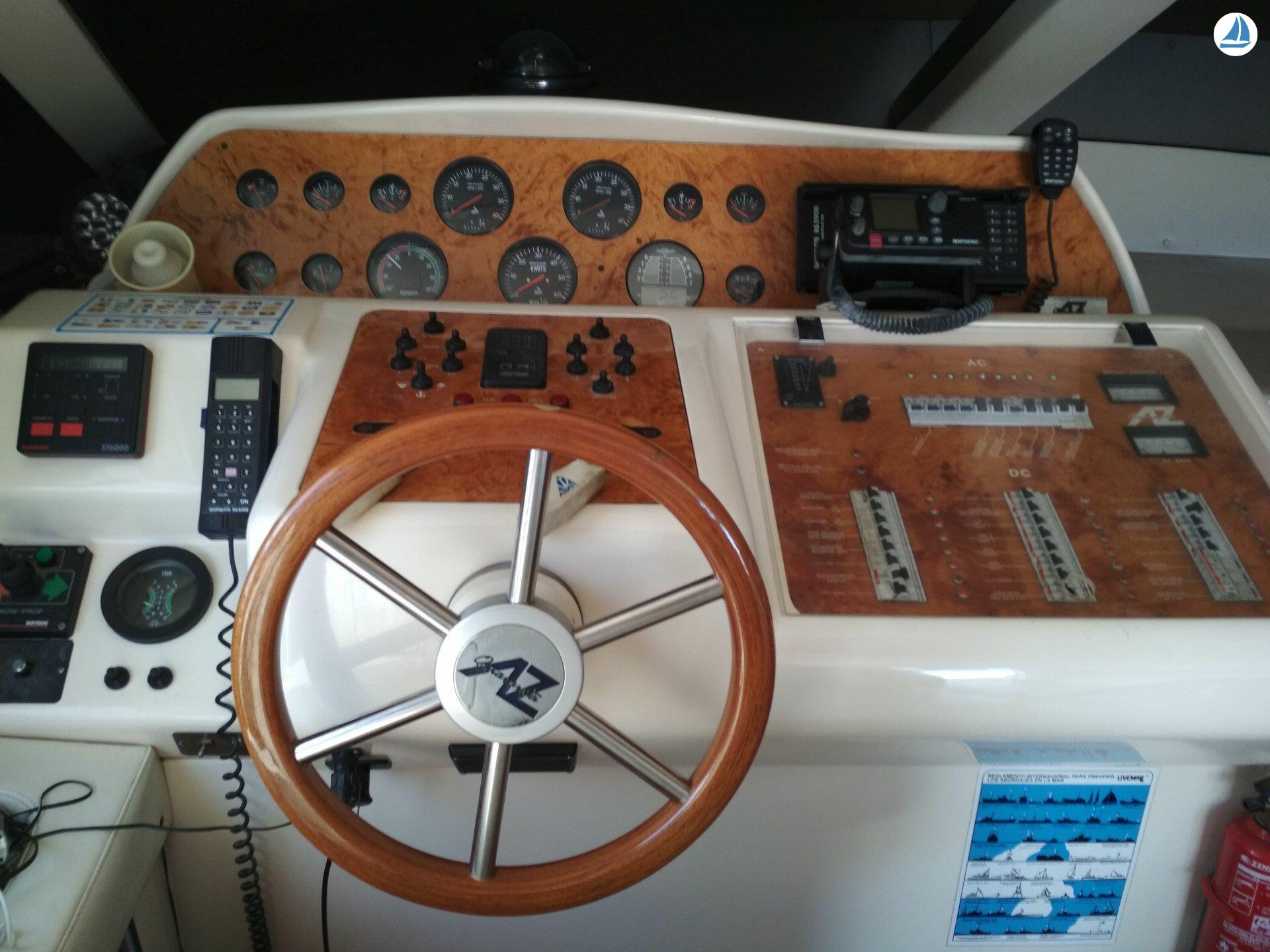 foto Azimut 40 9