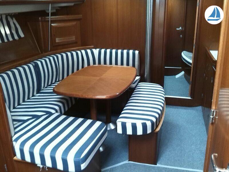 foto Beneteau OCEANIS 393 4