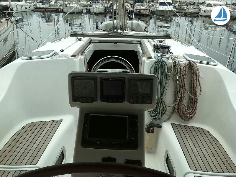 foto Beneteau OCEANIS 393 6