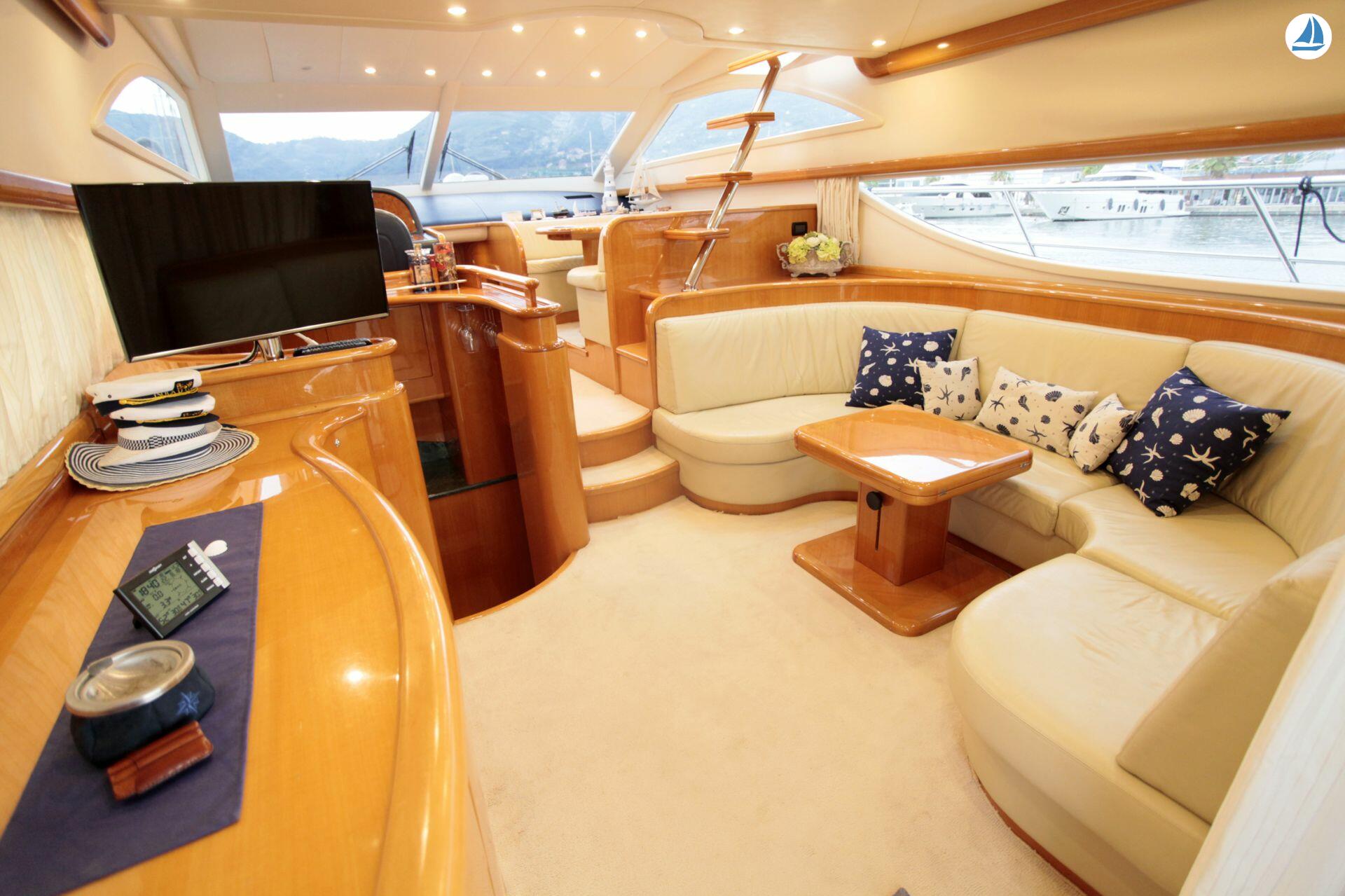 foto Uniesse 55 My 8