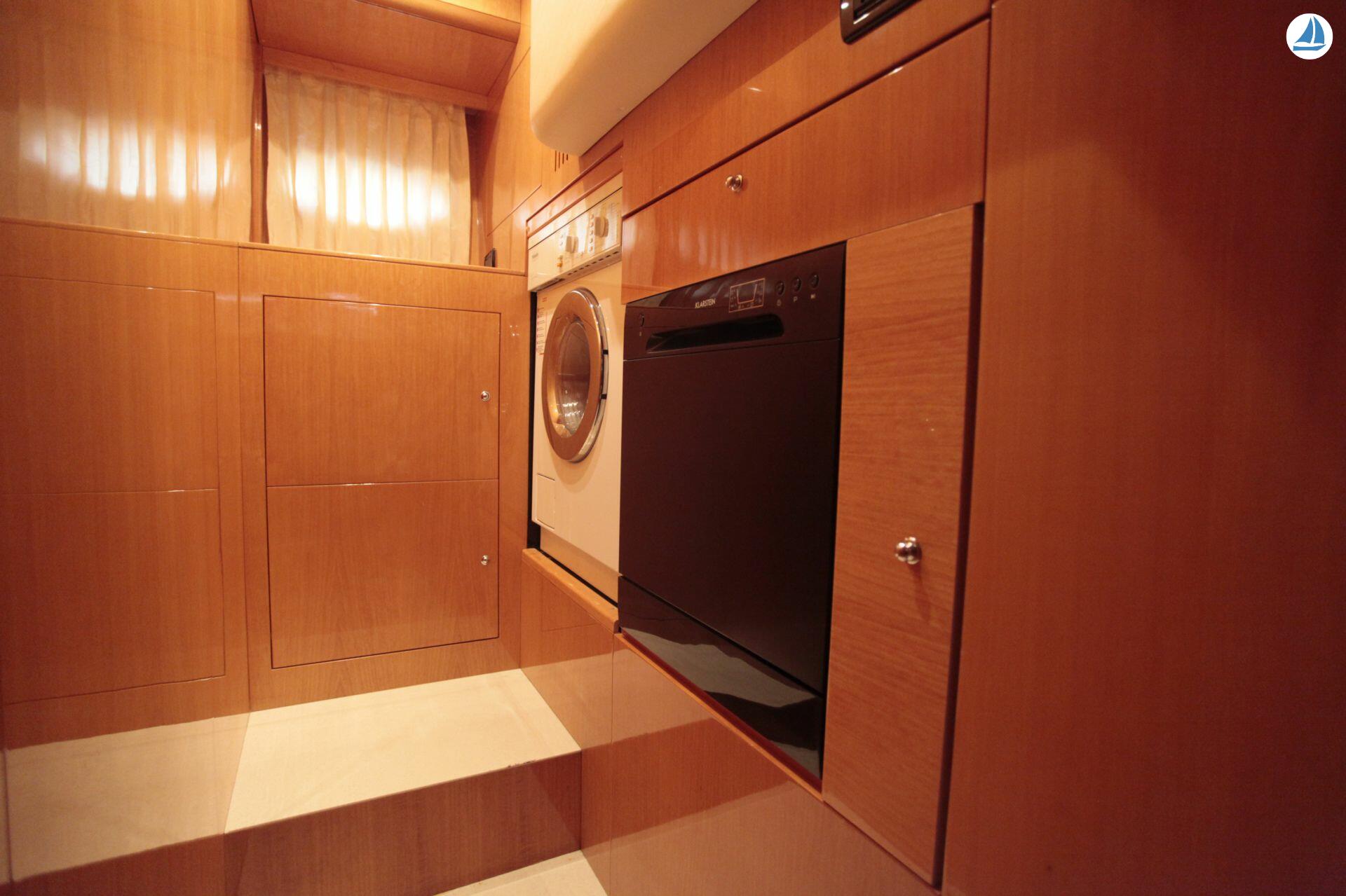 foto Uniesse 55 My 22