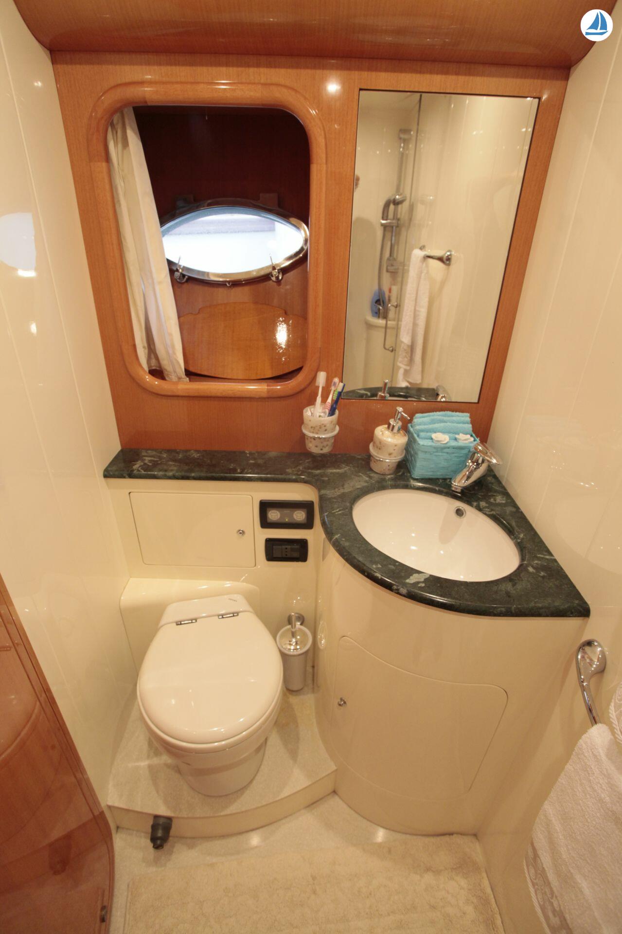 foto Uniesse 55 My 32