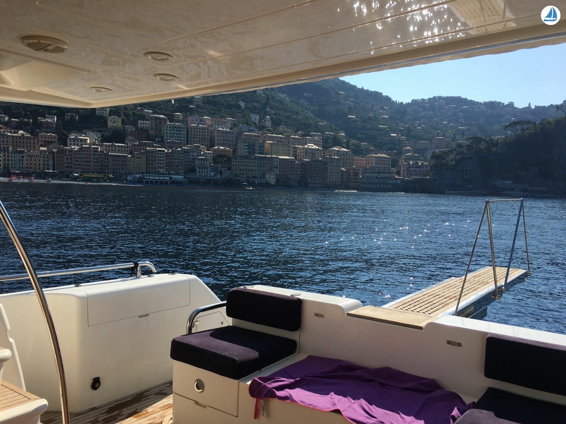 foto Uniesse 55 My 40