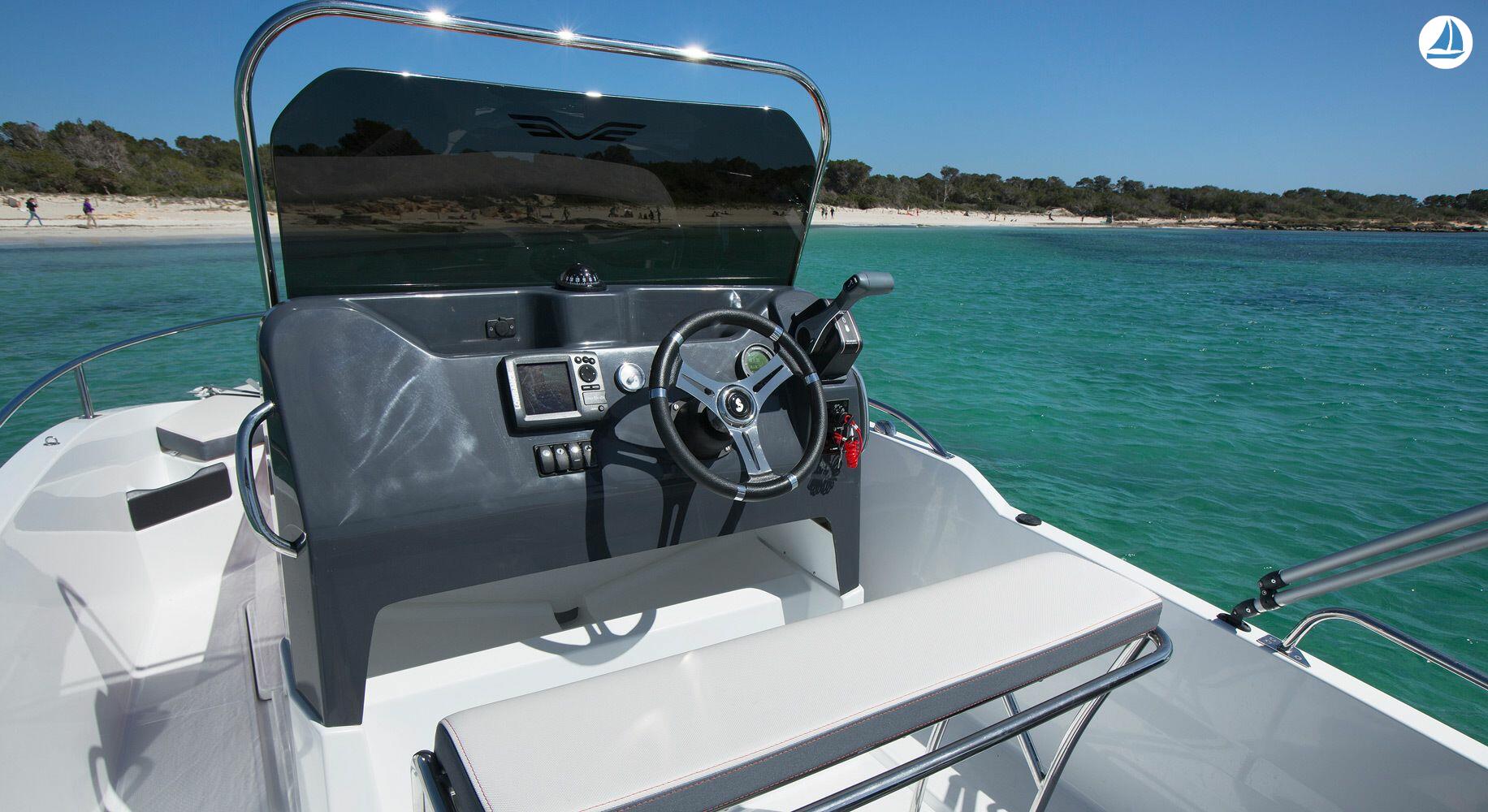 foto Beneteau 5,5 Flyer Spacedeck - Calella 2